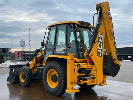 Rigid Backhoe Loader 2025 JCB 3DX 4x4 Telescopic boom, 6-1 bucket, AC Cabin Hammerlines (3)