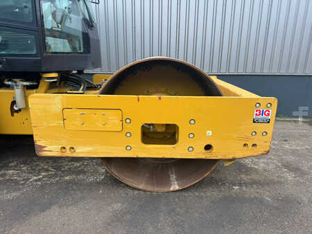 Single drum compactors 2018 Caterpillar CS64B (10)