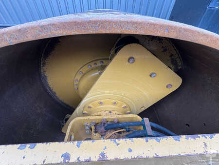Single drum compactors 2018 Caterpillar CS64B (13)