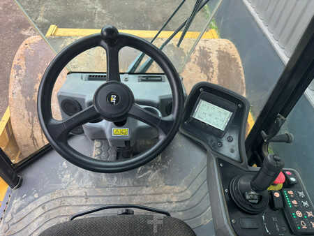 Single drum compactors 2018 Caterpillar CS64B (22)