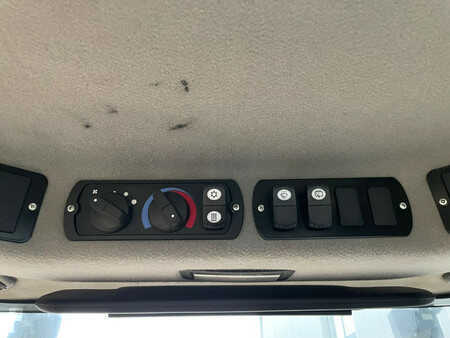 Single drum compactors 2018 Caterpillar CS66B (25)