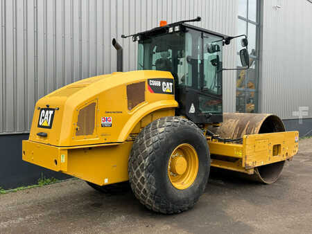 Single drum compactors 2019 Caterpillar CS66B (5)