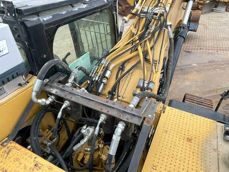 Korečková rýpadla 2012 Caterpillar 336EL (29)