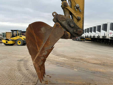 Korečková rýpadla 2012 Caterpillar 336EL (9)