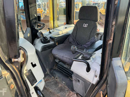 Grondschuivers 2012 Caterpillar D6N LGP (24)