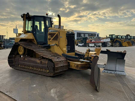 Grondschuivers 2012 Caterpillar D6N LGP (6)