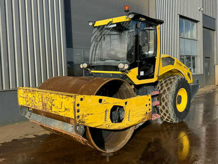 Compacteur monocylindre 2017 BOMAG BW213D-5 (2)