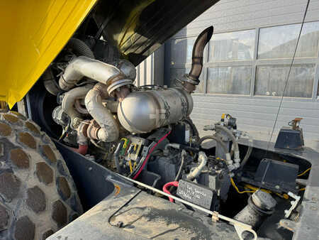 Compacteur monocylindre 2017 BOMAG BW213D-5 (27)