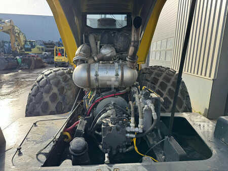 Compacteur monocylindre 2017 BOMAG BW213D-5 (28)