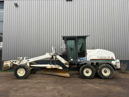 Gradere 2007 New Holland Construction F106.6/A (1)