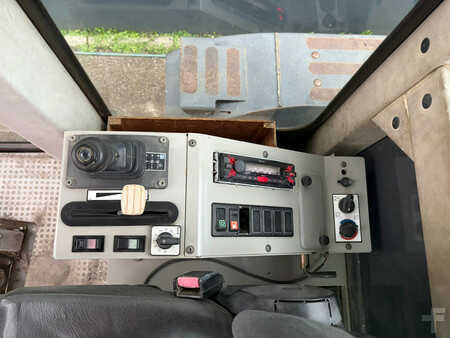 Gradere 2007 New Holland Construction F106.6/A (23)