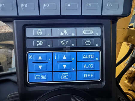 Kettenbagger 2017 Komatsu PC138-11 (27)