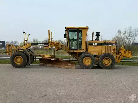 Równiarki 1998 Caterpillar 140H (1)
