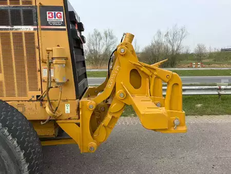 Równiarki 1998 Caterpillar 140H (19)