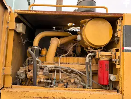 Równiarki 1998 Caterpillar 140H (29)