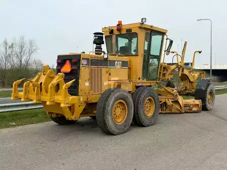 Równiarki 1998 Caterpillar 140H (5)