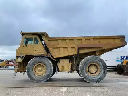 Tombereau rigide 1991 Caterpillar 773B (2)