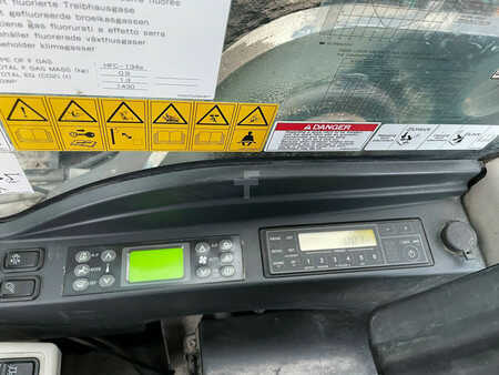 Pelles sur chenilles 2018 Kobelco SK350LC-10 (25)