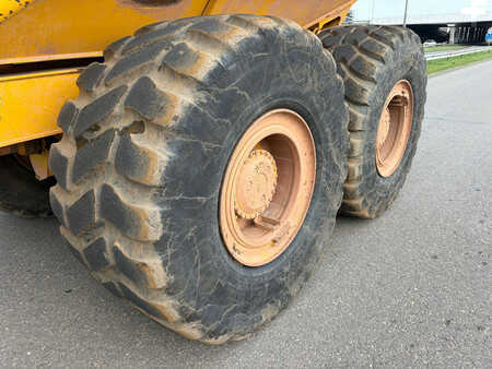 Knickgelenkte Muldenkipper/Dumper 2019 Bell B30E (11)