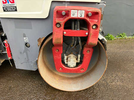 Tandem hengerek 2018 Dynapac CC1200 (13)