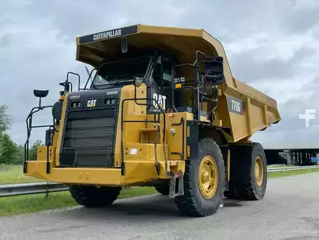 Dumprar 2019 Caterpillar 770G (1)