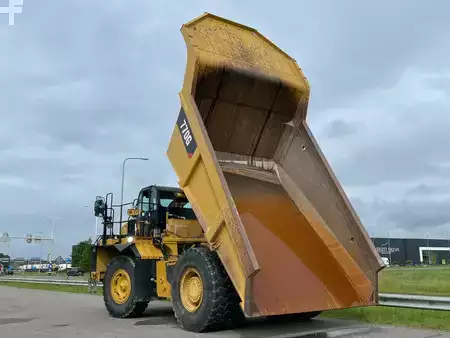 Dumprar 2019 Caterpillar 770G (13)