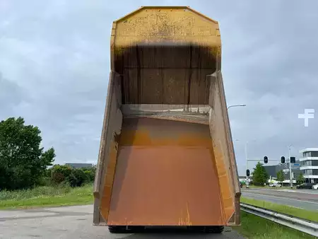 Dumprar 2019 Caterpillar 770G (14)