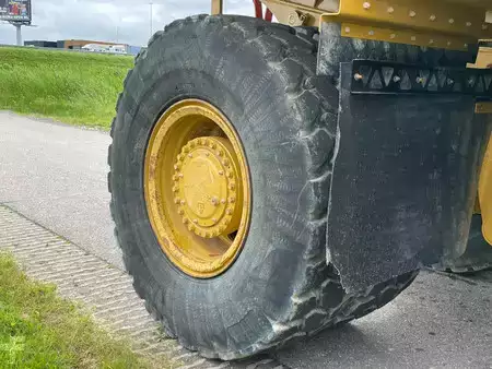 Dumprar 2019 Caterpillar 770G (19)