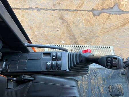 Escavadora de rastos 2022 Doosan DX225LC-7 (21)