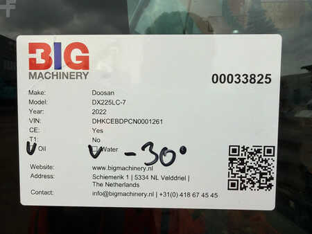Escavadora de rastos 2022 Doosan DX225LC-7 (33)