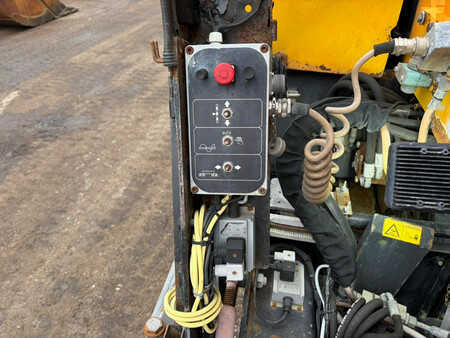 Raupenfertiger 2011 Dynapac F5C 2 x 35cm extensions (27)