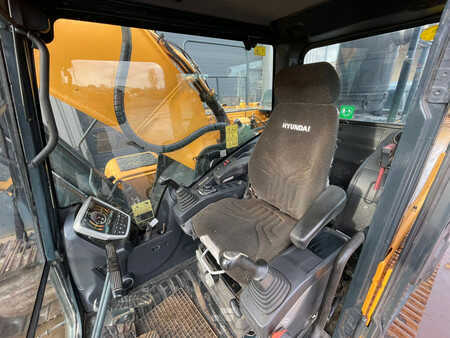 Koparki gąsienicowe 2017 Hyundai HX 430L (12)