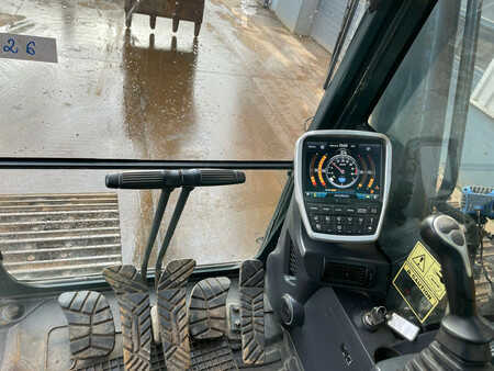 Koparki gąsienicowe 2017 Hyundai HX 430L (13)