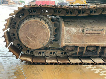 Koparki gąsienicowe 2017 Hyundai HX 430L (23)