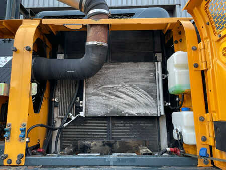 Koparki gąsienicowe 2017 Hyundai HX 430L (31)