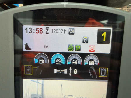 Mobil grävmaskin 2015 Caterpillar M318F (18)