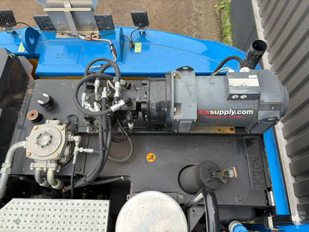 Mobil grävmaskin 2015 Caterpillar M318F (28)