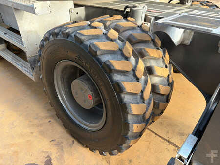 Mobilní jeřáby 2022 Sennebogen 613E (26)