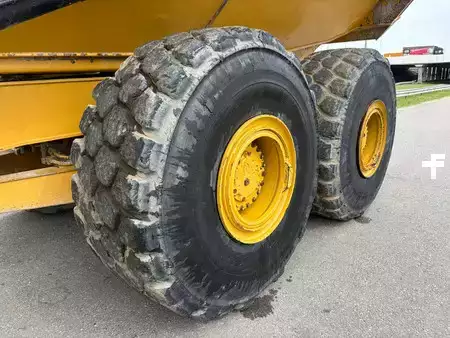 Artikulerte dumpere 2017 Caterpillar 745C (11)