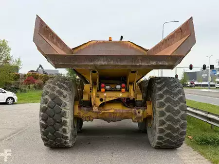 Artikulerte dumpere 2017 Caterpillar 745C (4)