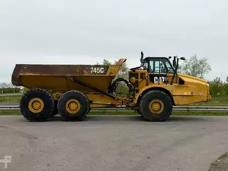 Artikulerte dumpere 2017 Caterpillar 745C (6)