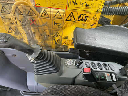 Rupsgraafmachines 2014 Komatsu PC240LC-10 (23)