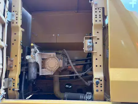 Telakaivinkoneet  2025 Caterpillar 330GC - 07H LRC - Tier 2 engine (29)