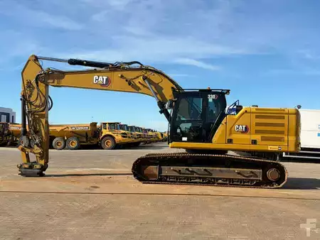 Beltegraver 2020 Caterpillar 330 (1)