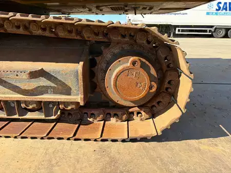 Beltegraver 2020 Caterpillar 330 (12)