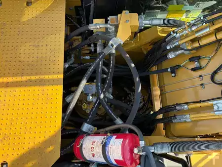 Beltegraver 2020 Caterpillar 330 (30)