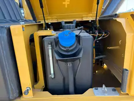 Beltegraver 2020 Caterpillar 330 (33)