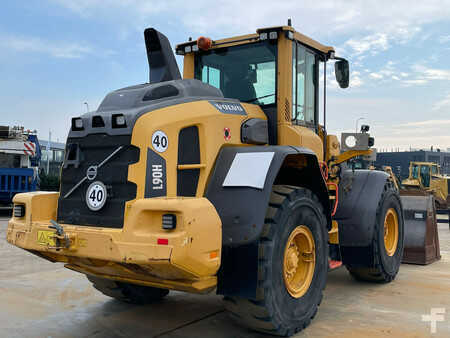 Chargeuse sur pneus 2016 Volvo L90H (5)