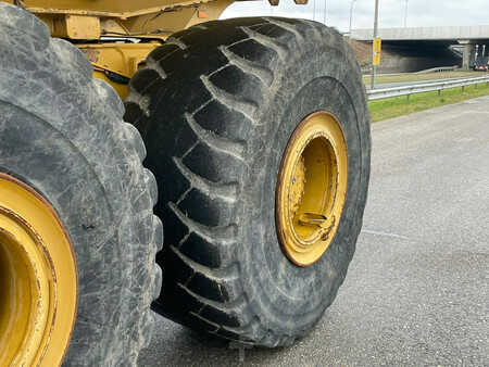 Wywrotki przegubowe 2017 Caterpillar 745 04A (17)