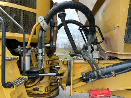 Wywrotki przegubowe 2017 Caterpillar 745 04A (22)